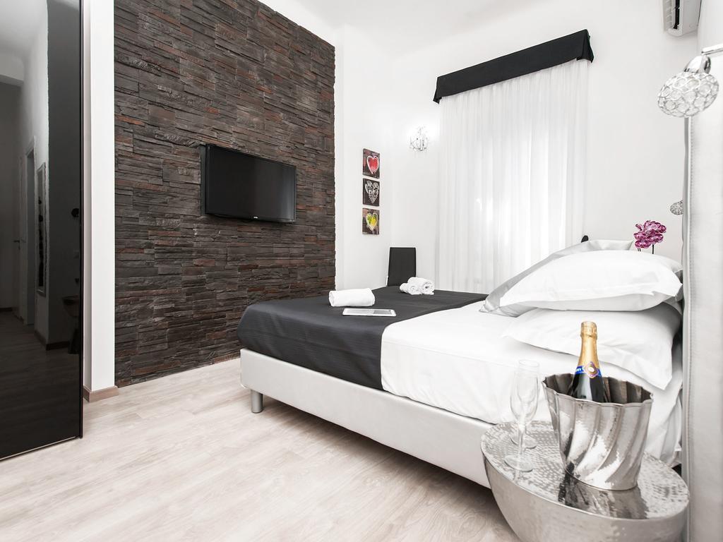 Black Rooms Colosseo Rome Bilik gambar